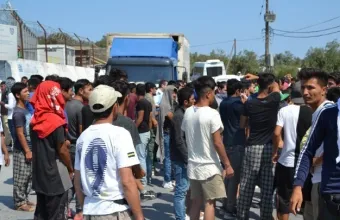 Λέσβος: Συμβολική διαμαρτυρία κατά της δημιουργίας δομής προσφύγων και μεταναστών