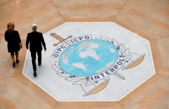 Η Interpol προειδοποιεί: Τα εμβόλια μπορεί να γίνουν στόχος των δικτύων του οργανωμένου εγκλήματος