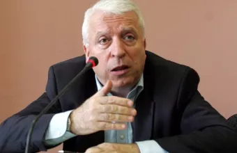 Μουτζούρης
