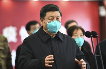 Ο Κινέζος πρόεδρος Σι Τζιπίνγκ τάχθηκε κατά των «χρωματιστών» επαναστάσεων
