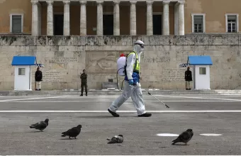 Εθελοντές για τους ευάλωτους,  λύση κοινωνικής ευθύνης