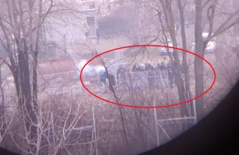 Βίντεο ντοκουμέντο: Τουρκική διμοιρία βάλλει κατά των Ελλήνων με καπνογόνα και δακρυγόνα