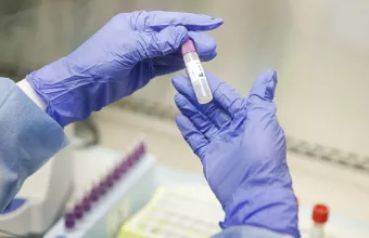 Τι θα συμβεί στο μέλλον της πανδημίας με τις μεταλλάξεις του κορωνοϊού