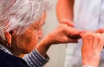 Θεσσαλονίκη: Έπιασε το κόλπο με το τροχαίο σε ηλικιωμένη - Έκαναν «φτερά» 11.300 ευρώ