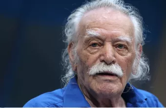 Ο Αρχιεπίσκοπος Ιερώνυμος θα τελέσει την εξόδιο ακολουθία του Μανώλη Γλέζου