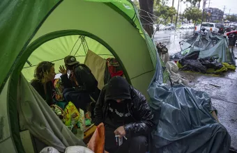 Υγειονομική βόμβα:  60.000 άστεγοι στην Καλιφόρνια μπορεί να προσβληθούν από κορωνοϊό 