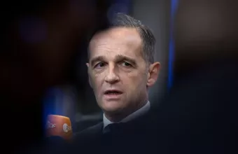 Μάας: Η Ευρώπη δεν επιτρέπεται να αφήσει την Ελλάδα μόνη της στο μεταναστευτικό