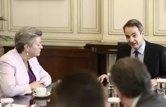 Μητσοτάκης σε Γιόχανσον: Ασύμμετρη απειλή στα θαλάσσια και χερσαία σύνορα Ελλάδας - ΕΕ