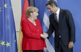 Κυβερνητικές πηγές για Μέρκελ: Δεν είμαστε η Ελλάδα του 2015 – Θέμα αλλαγής δημοσιονομικών κανόνων