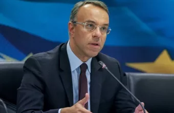 Σταϊκούρας στον ΣΚΑΪ 100,3: Νέα ρύθμιση για τις οφειλές επιχειρήσεων και νοικοκυριών 