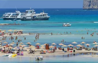ΕΞΑ-ΑΑ: Να τεθούν τα ξενοδοχεία της Αθήνας σε ειδικό καθεστώς "προσωρινού χαρακτήρα" ή "εκτάκτου ανάγκης"