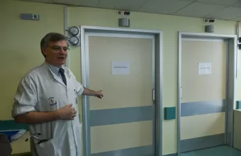 Δημοσκόπηση Marc: Με διαφορά δημοφιλέστερος Έλληνας ο Σωτήρης Τσιόδρας