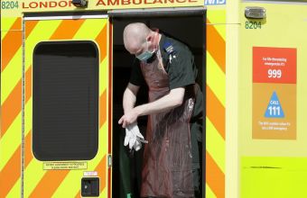Βρετανία-Κορωνοϊός: Πάνω από 26.000 οι νεκροί με προσμέτρηση θανάτων εκτός νοσοκομείου