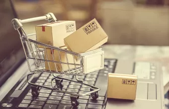 E-commerce στον κορωνοϊό: Αυξάνεται η δαπάνη των Ελλήνων σε ηλ. καταστήματα προϊόντων
