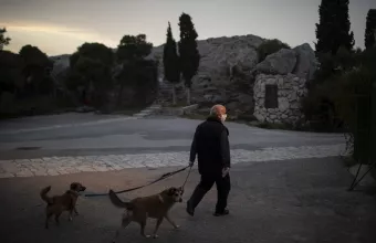 Εγκωμιαστικό γερμανικό ρεπορτάζ για την Ελλάδα - Η αναφορά στον Σωτήρη Τσιόδρα