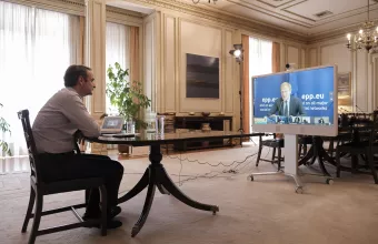 Μητσοτάκης σε ΕΛΚ για κορωνοϊό: Νεά χρηματοδοτικά εργαλεία για συνοχή και αλληλεγύη 