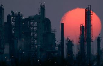 Τα κράτη– μέλη του Διεθνούς Οργανισμού Ενέργειας ρίχνουν πετρέλαιο στην αγορά εν μέσω ουκρανικής κρίσης