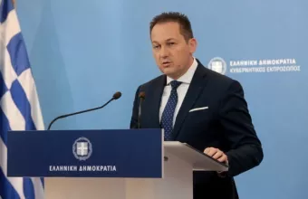 Πέτσας: Παράταση εως 10 Μαίου σε μακροχρόνια ανέργους σε IBAN για τα 400 ευρώ 