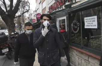 Ο κορωνοϊός φοβίζει τους Τούρκους : Το μεγαλύτερο πρόβλημα λέει το 74%