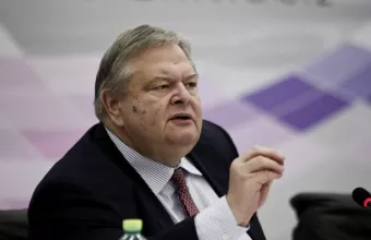 Βενιζέλος για Αγία Σοφία: Στρατηγική επιλογή του Ερντογάν να τοποθετήσει την Τουρκία εκτός ορίων της Δύσης