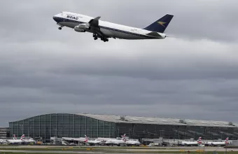 Τη 19η Ιουλίου το πιθανότερο «άνοιγμα» των ταξιδιών από Βρετανία προς «πορτοκαλί» χώρες