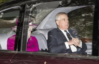 Πώς η φιλία του πρίγκιπα Άντριου και της Μάξγουελ έγινε σκάνδαλο;