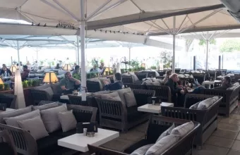 Σήκωσαν ρολά τα καταστήματα εστίασης σε όλη τη χώρα μετά από 6 μήνες -Επί ποδός οι ελεγκτικοί μηχανισμοί