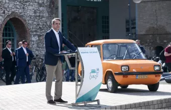 Μητσοτάκης: Η Ελλάδα μπαίνει στην πρίζα του μέλλοντος - Το σχέδιο ηλεκτροκίνησης - Τα κίνητρα