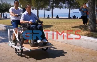 Θεσσαλονίκη: Ήρθε το πρώτο ποδήλατο για ΑμεΑ (vid)