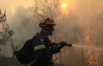 Πυρκαγιά Εύβοια: Σε κατάσταση έκτακτης ανάγκης η ενότητα Ελυμνίων -Εκκένωση 6 οικισμών 