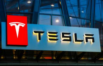Tesla: Μετακομίζει στο Τέξας - Πλήγμα στη Σίλικον Βάλεϊ