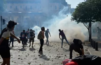 Έκρυθμη η κατάσταση στον Λίβανο: O πρωθυπουργός Ντιάμπ θα προτείνει πρόωρες εκλογές (vid)