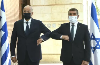 Συνάντηση Δένδια-Ασκενάζι: Η τουρκική παραβατικότητα στην Αν. Μεσόγειο στο επίκεντρο