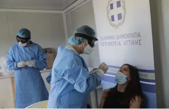 Ο χάρτης του κορωνοϊόυ στην Ελλάδα: Πάνω από 100 κρούσματα σε Αττική, 22 στην Λέσβο (vid)