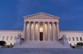 Τραμπ για Ανώτατο Δικαστήριο: Πιθανότατα γυναίκα η διάδοχος της Ρουθ Μπέιντερ Γκίνσμπεργκ