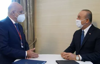 Τηλεφωνική επικοινωνία Δένδια- Τσαβούσογλου για ενδεχόμενη συνάντησή τους
