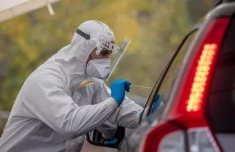 Τσεχία-Κορωνοϊός: Επιβεβαιώθηκε κρούσμα της μετάλλαξης Όμικρον