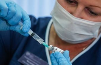 Γερμανία -κορωνοϊός: Πόσοι εμβολιασμοί την ημέρα μπορούν να φέρουν ανοσία αγέλης