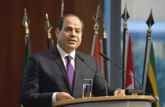 Αίγυπτος: Ο πρόεδρος Σίσι εγκαινίασε ναυτική βάση κοντά στα σύνορα με τη Λιβύη	