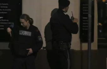 Aυστρία: Ανταλλαγή πυρών με αρκετούς τραυματίες στη Βιέννη, αναφορές για νεκρούς (vid)