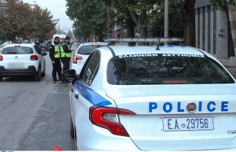 Lockdown: Αποκλεισμοί δρόμων από την τροχαία στην Αθήνα – Καθολικοί έλεγχοι
