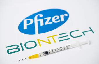 Καναδάς: «Πράσινο φως» για τη χρήση του εμβολίου Pfizer- Ξεκινά ο εμβολιασμός  