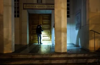 Ξάδελφος ιερέα στη Λυών: Τον περίμεναν - Nέο βίντεο από τα πρώτα λεπτά της επίθεσης