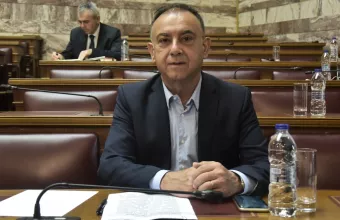 Κορωνοϊός: Στη διάθεση του ΕΣΥ και δεύτερος γιατρός βουλευτής 