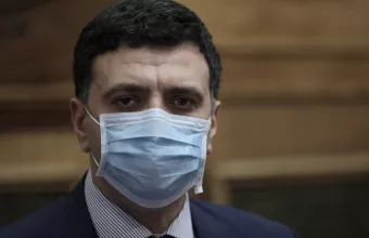 Κικίλιας στον ΣΚΑΪ 100,3: Το ΕΣΥ πιέζεται - Εμβολιασμός στο σπίτι για τα ΑμεΑ 