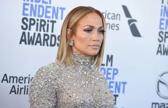 H J Lo άλλαξε στάση ζωής και της ταιριάζει -H αποκαλυπτική φωτογράφιση στο περιοδικό Rolling Stone