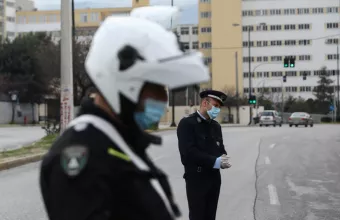 Επίσημο: Παρατείνεται το lockdown - Οι ανακοινώσεις Χαρδαλιά για λιανεμπόριο, κομμωτήρια