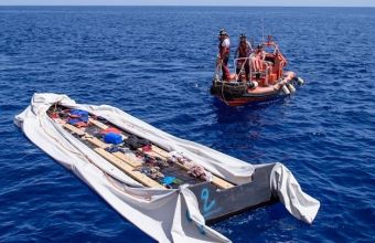 Δύο μετανάστες πνίγηκαν ενώ προσπαθούσαν να φτάσουν στα Κανάρια Νησιά