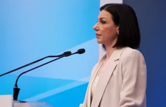 Πελώνη στον ΣΚΑΪ 100,3: Λύση είναι οι εμβολιασμοί, όχι νέοι περιορισμοί στις μετακινήσεις