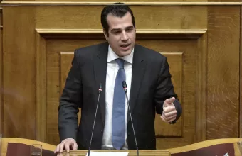 «Σφαγή» Σκουρλέτη - Πλεύρη στη Βουλή με φόντο την τρομοκρατία και τη Δημοκρατία